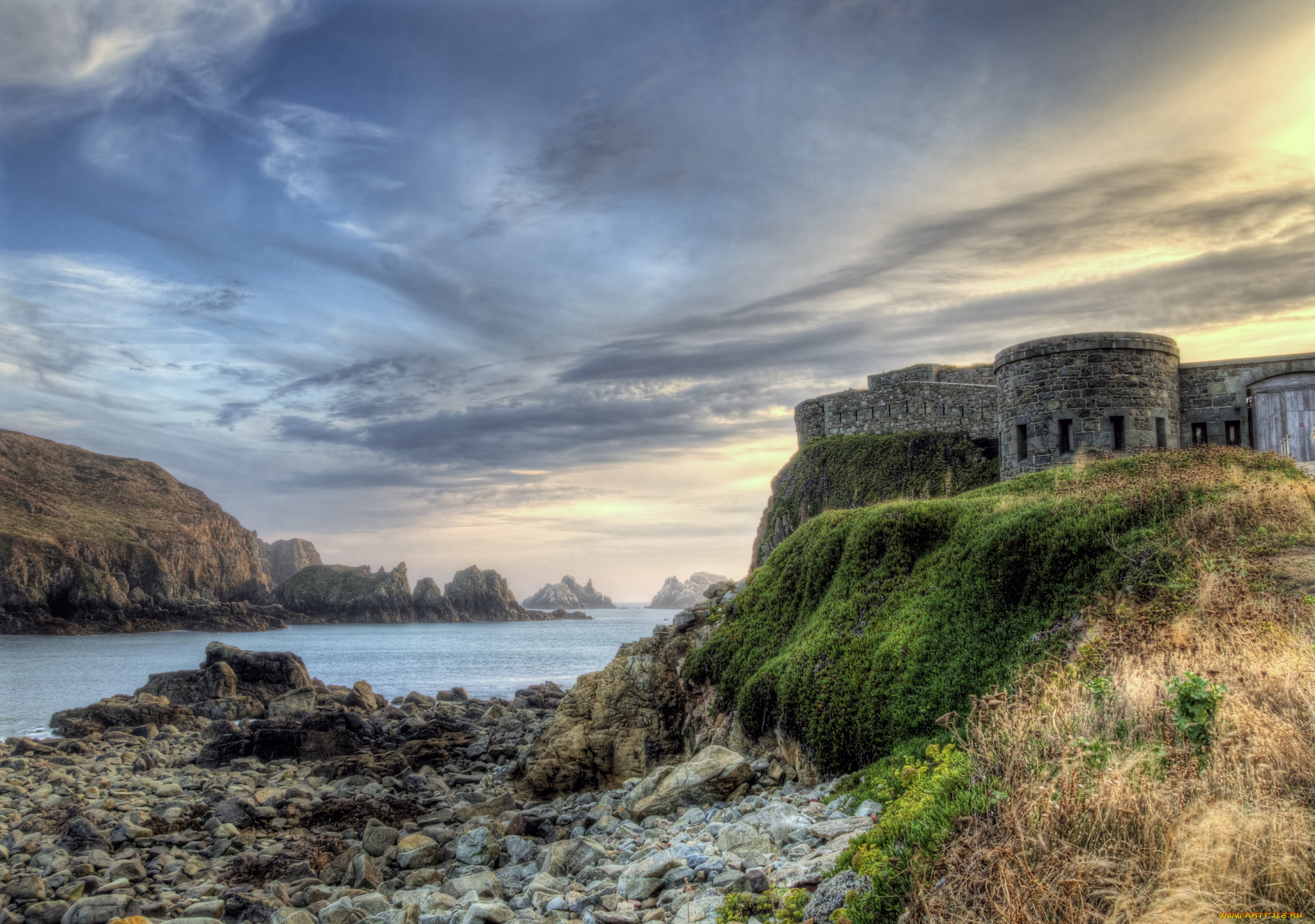 fort clonque, , - ,  ,  , , , , , 